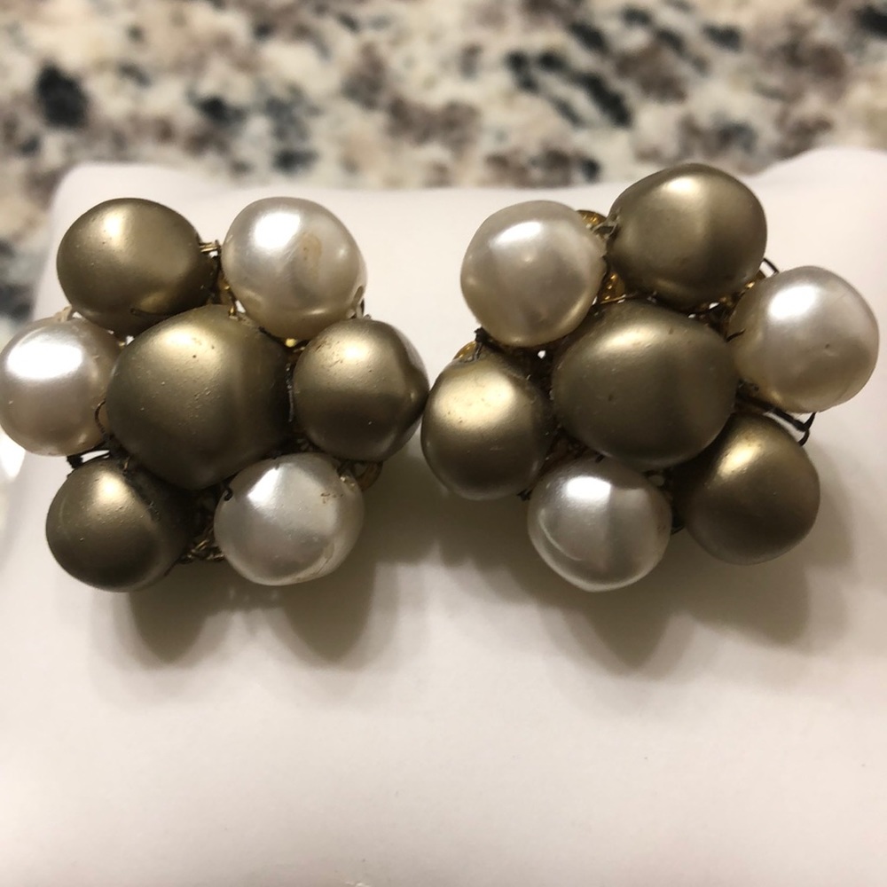 Two pairs Vintage clip on earrings